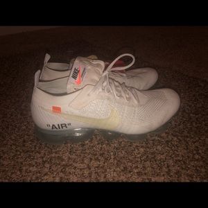 Nike “Off-White” Vapormax - White